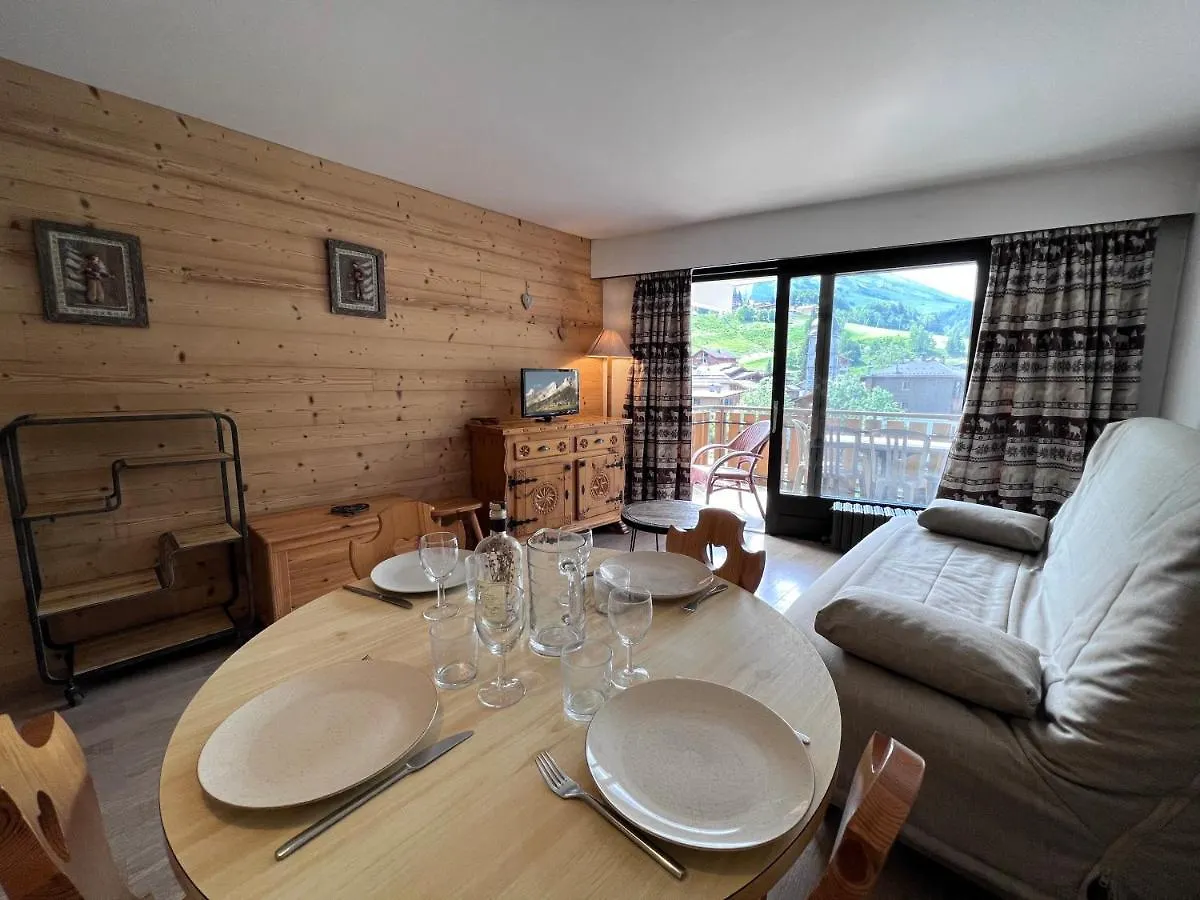 Crystal 14 - Appartement Centre Village La Clusaz Apartment
